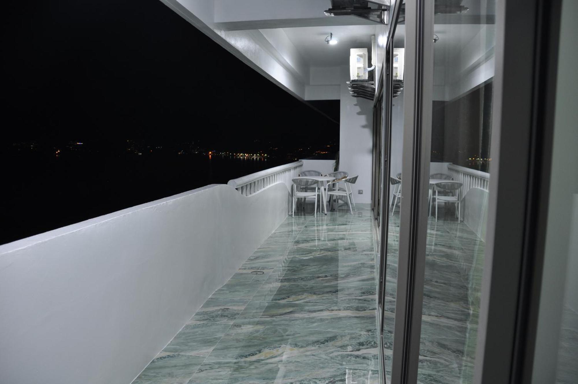 Tower Designer Pta 2025 Appartement Patong